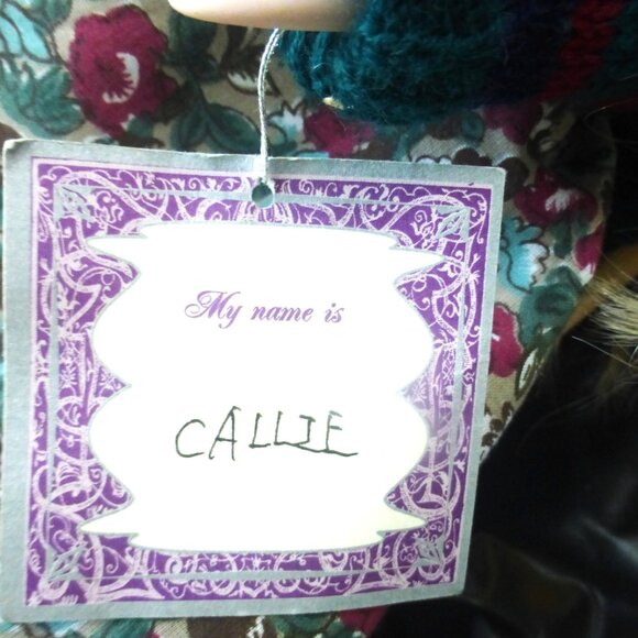 BS -The Collection MY NAME IS CALLIE Doll Genuine Porcelain Vintage Doll Crib - Picture 5 of 6